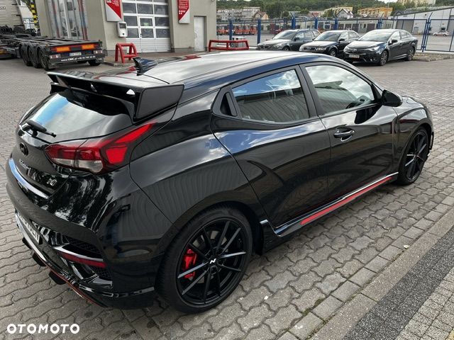 Hyundai Veloster - 7