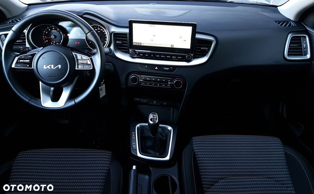 Kia Ceed 1.5 T-GDI M - 18