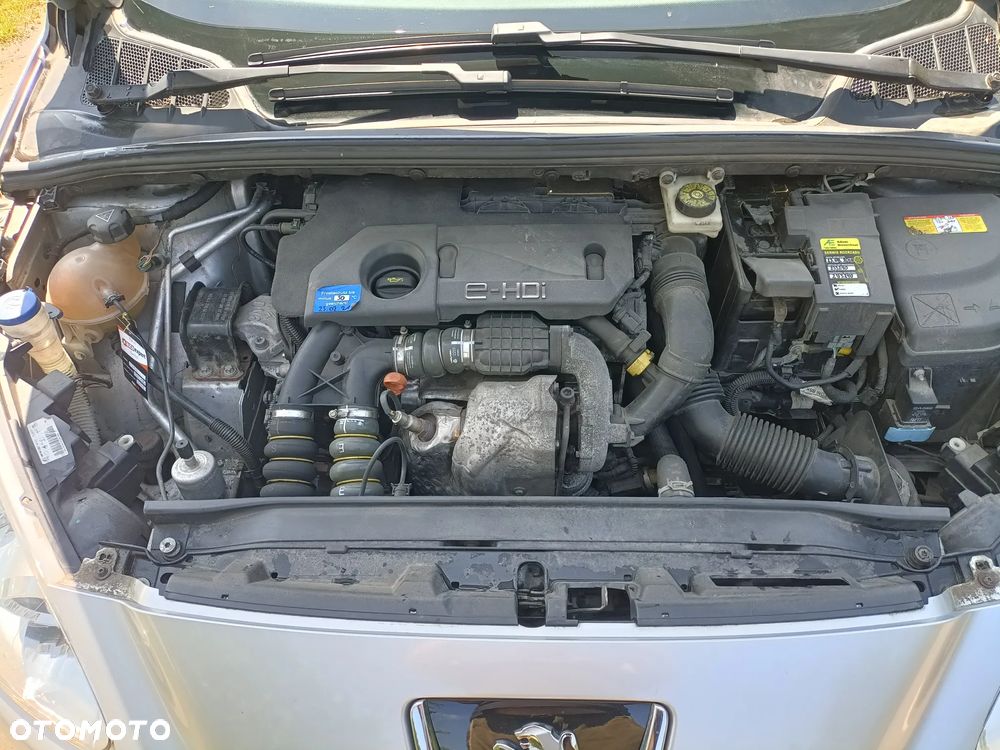 Peugeot 308 - 13