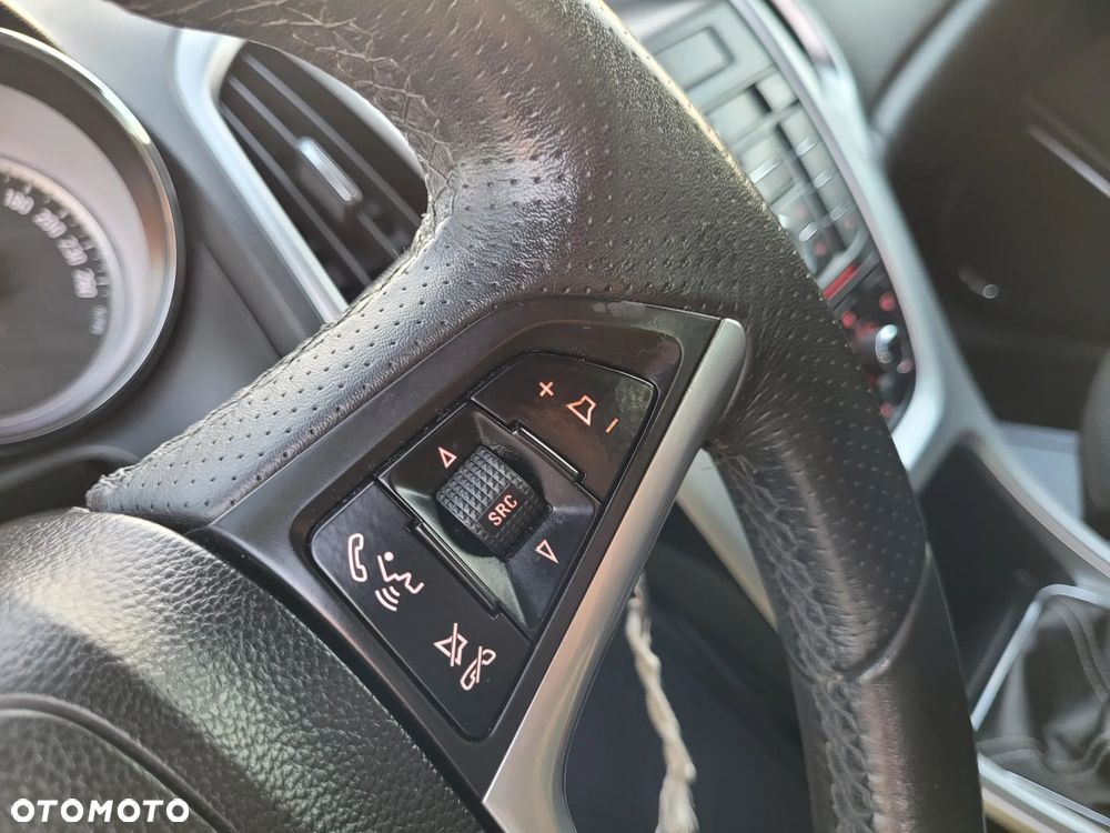 Opel Astra 1.4 Turbo Sports Tourer - 26