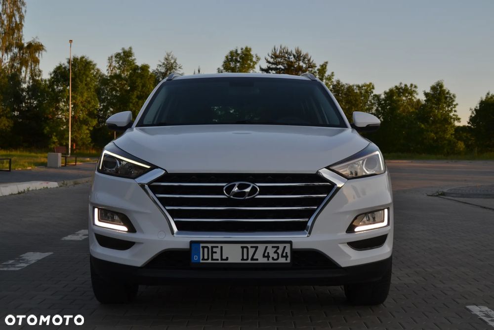 Hyundai Tucson blue 1.6 GDi 2WD Navi - 36