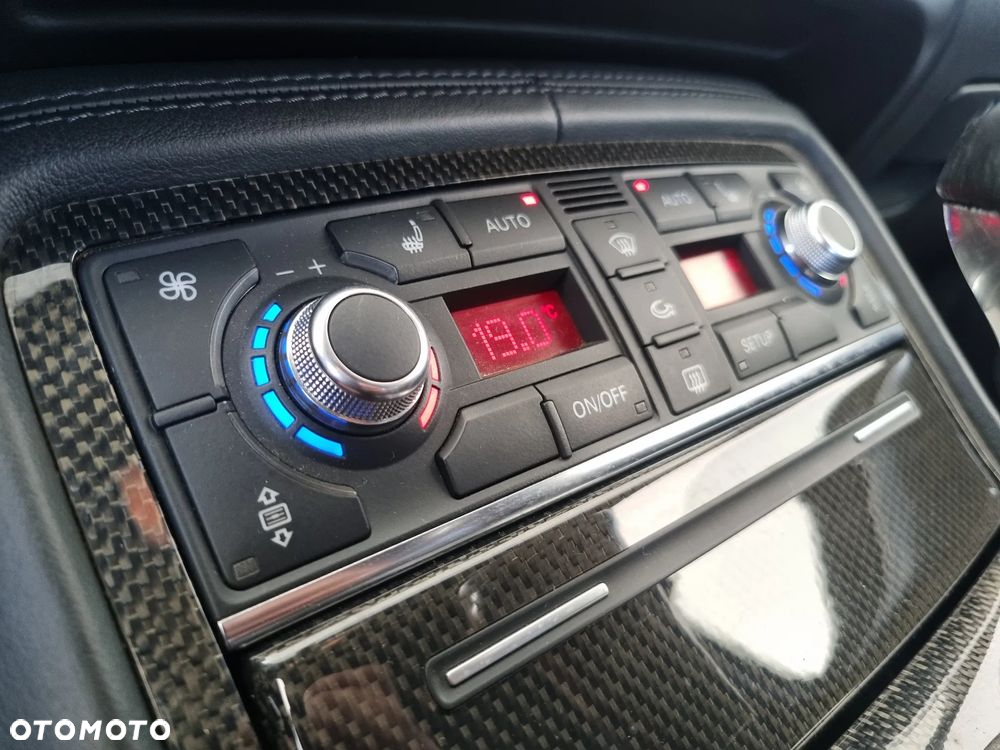 Audi S8 5.2 FSI Quattro - 21