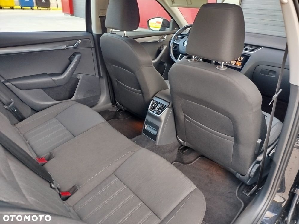 Skoda Octavia 1.6 TDI Premium Edition - 14