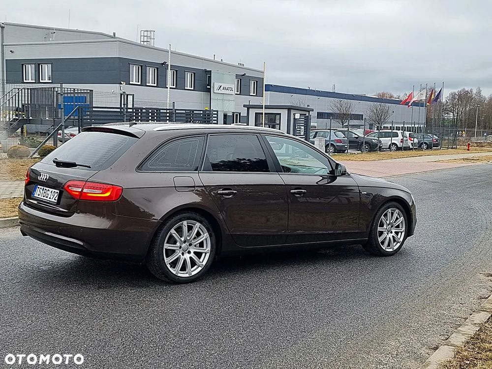 Audi A4 Avant 2.0 TDI DPF S line Sportpaket - 3