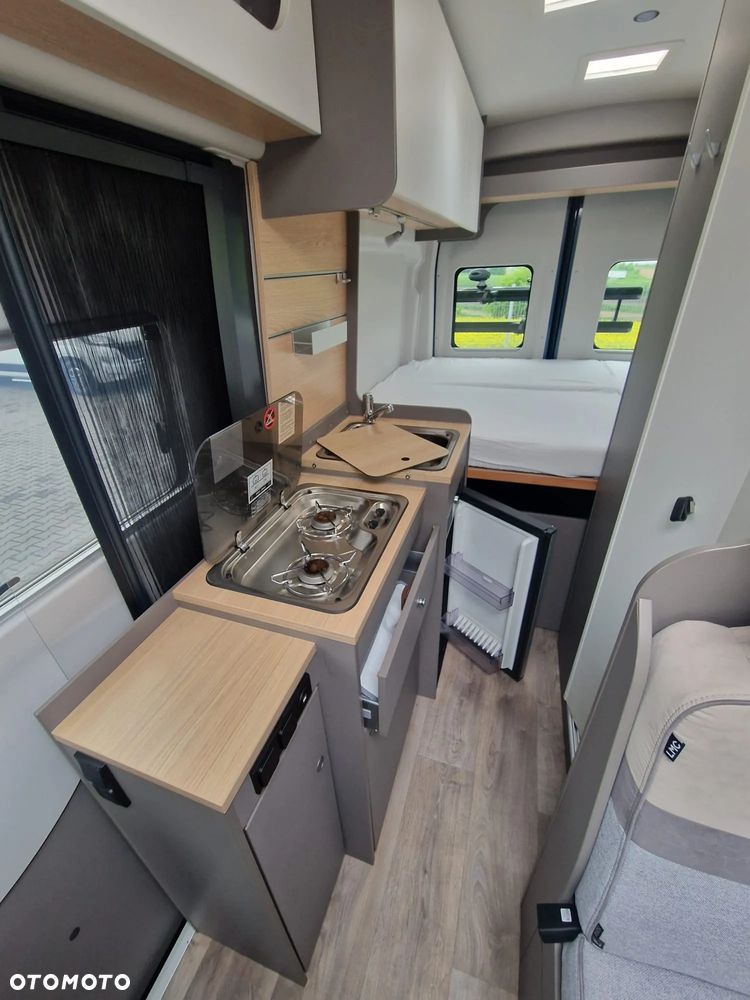 LMC C590 INNOVAN AUT. 170PS Doposażony Mega Zadbany FV23% - 31