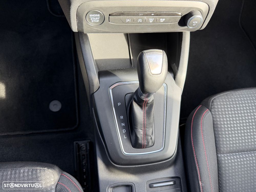 Ford Focus 1.0 EcoBoost MHEV ST-Line Aut. - 17