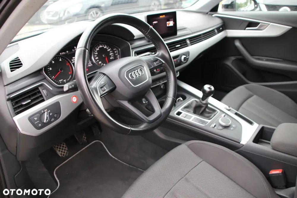 Audi A4 Avant 2.0 TDI Sport - 11