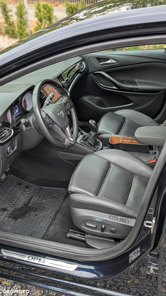 Opel Astra V 1.4 T Elite - 10
