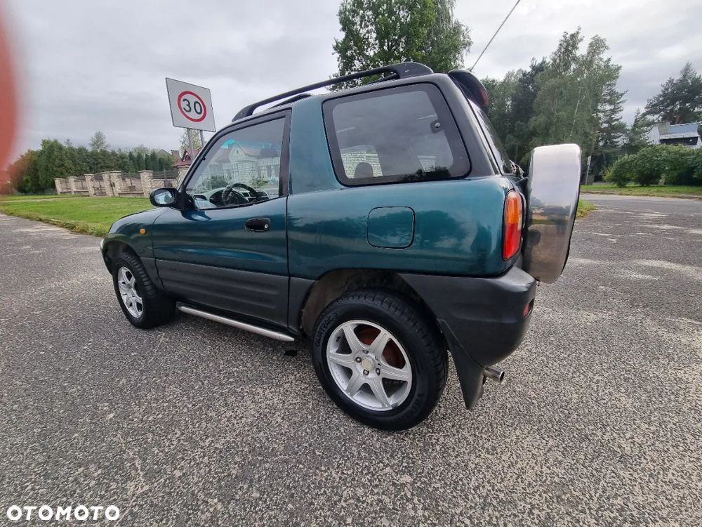 Toyota RAV4 2.0 Special - 18