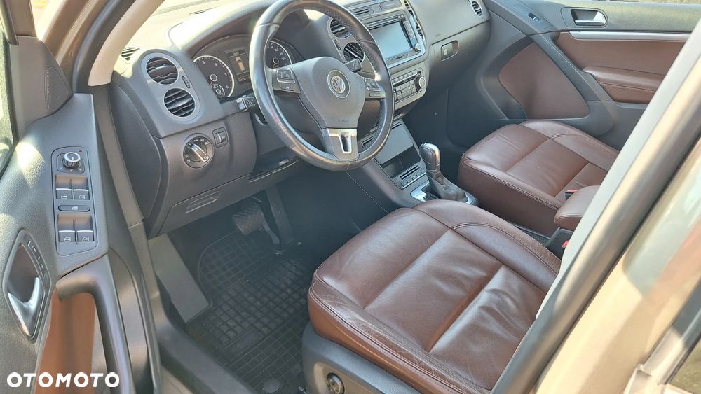 Volkswagen Tiguan - 12