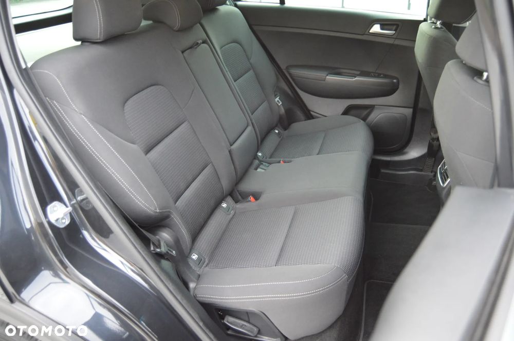 Kia Sportage 1.6 GDI L Business Line Plus 2WD - 33