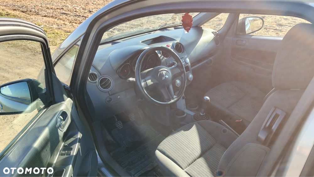 Mitsubishi Colt - 7