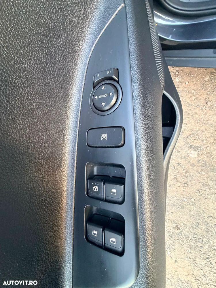 Kia Stonic 1.2 GSL Urban - 15