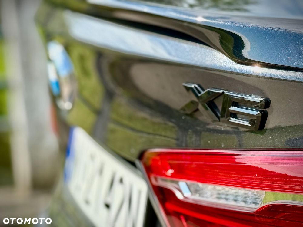 BMW X6 xDrive40d - 9