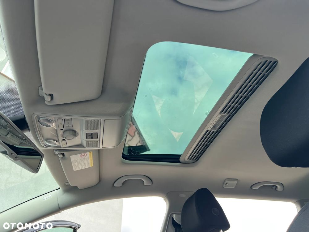 Volkswagen Passat 2.0 TDI Comfortline - 15