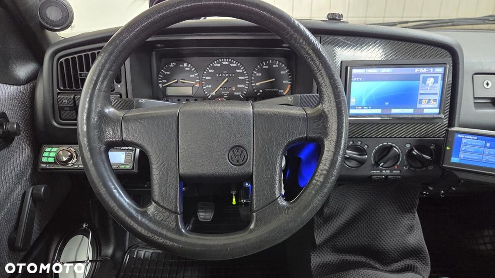 Volkswagen Passat 1.8 / 1.8 C - 18