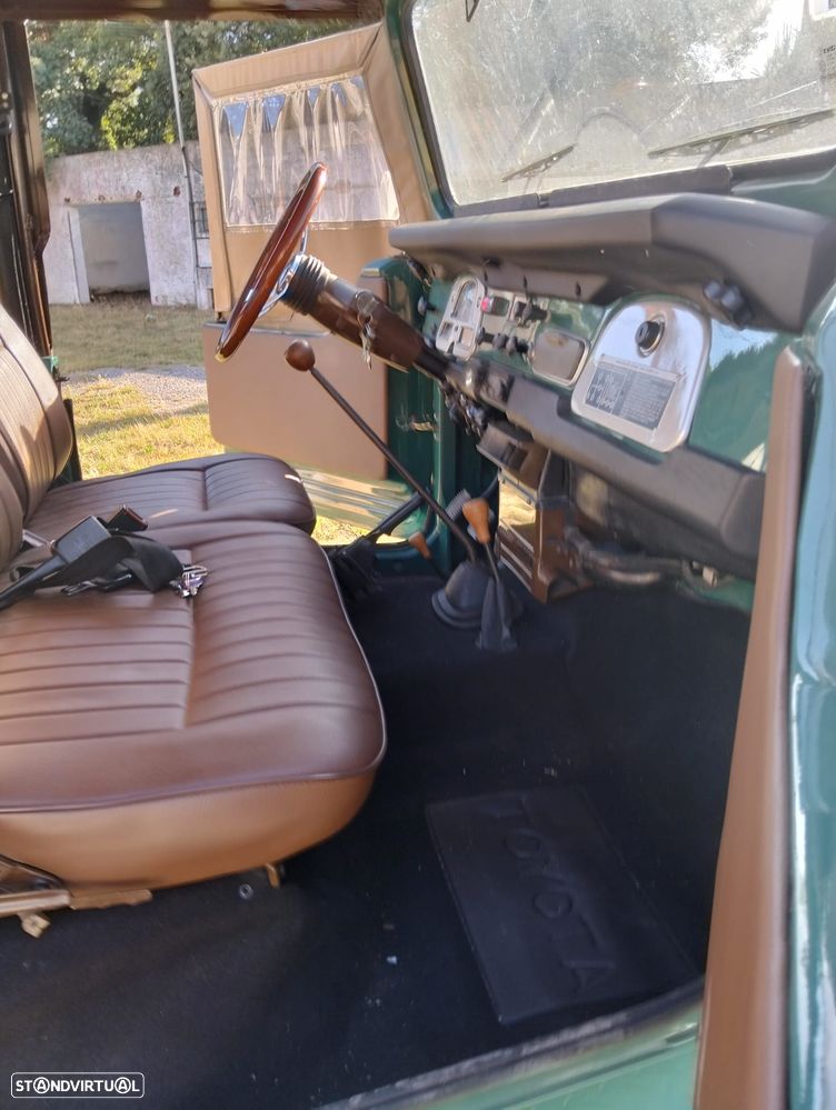 Toyota Land Cruiser - 13
