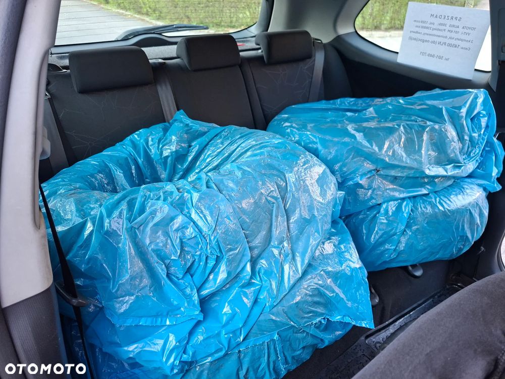 Toyota Auris 1.33 VVT-i Terra - 9