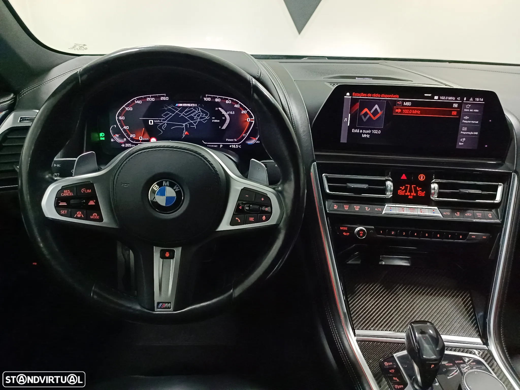 BMW M850i xDrive - 29