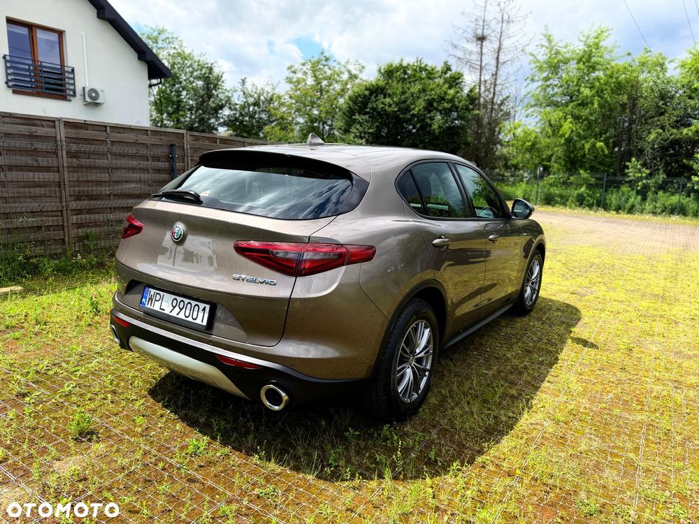 Alfa Romeo Stelvio 2.2 JTDM - 7