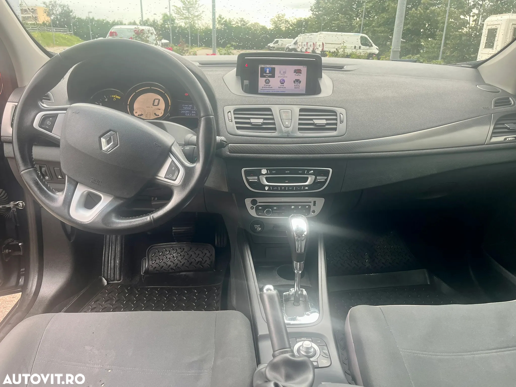 Renault Megane 1.5 dCi EDC Olympic - 6