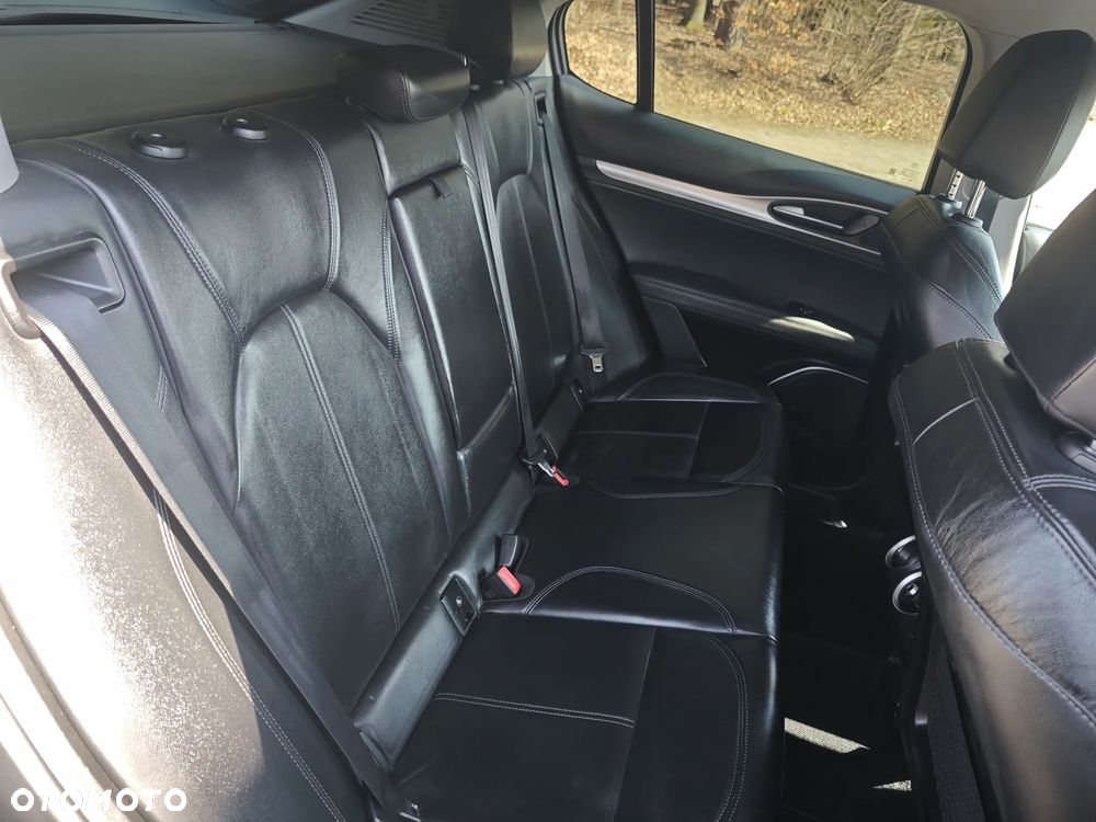 Alfa Romeo Stelvio 2.0 Turbo First Edition Q4 - 17