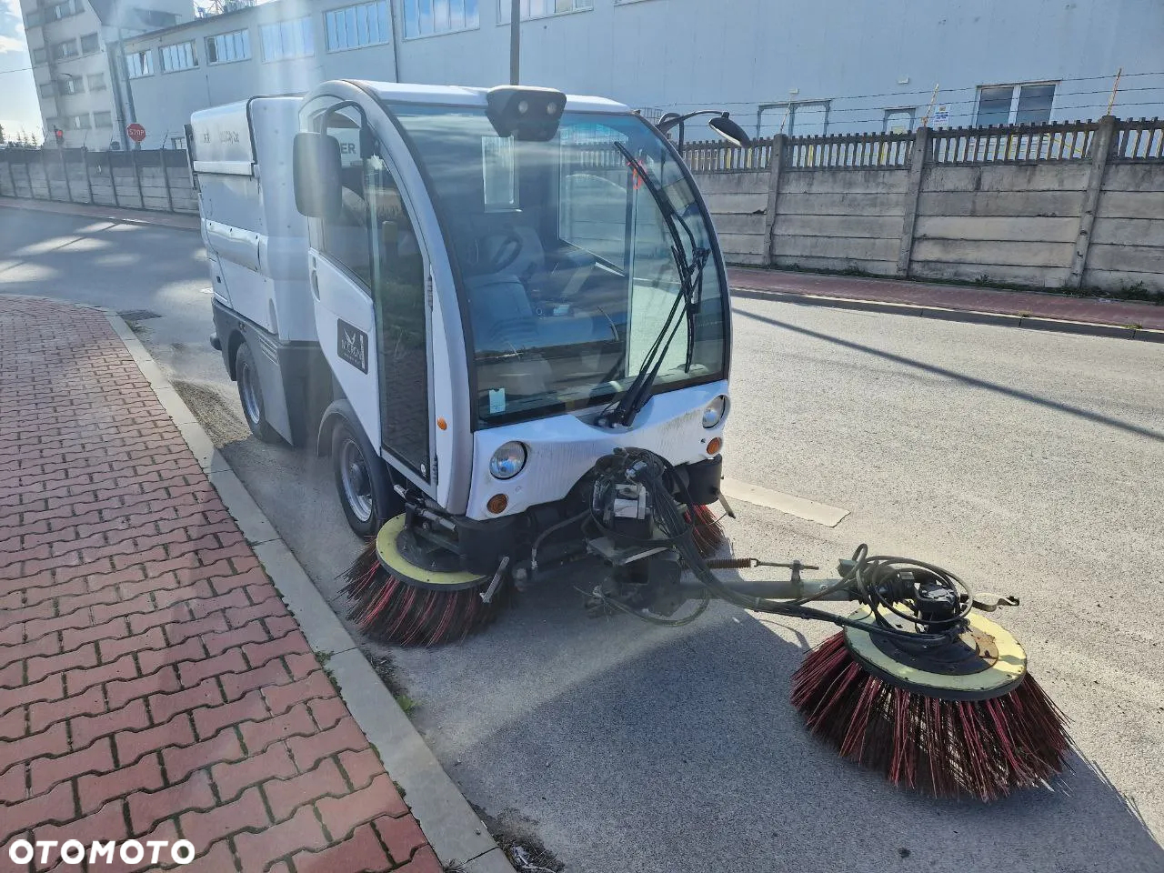 Inny BUCHER CITY CAT 2020 - 3