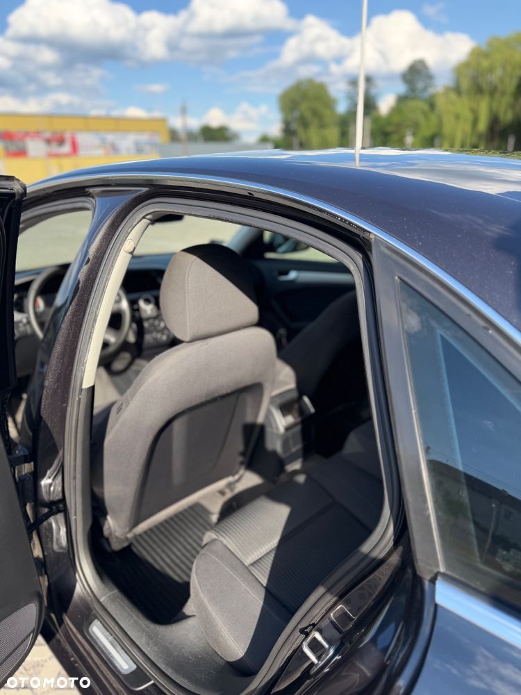 Audi A4 Limousine 2.0 TDI DPF Ambition - 13