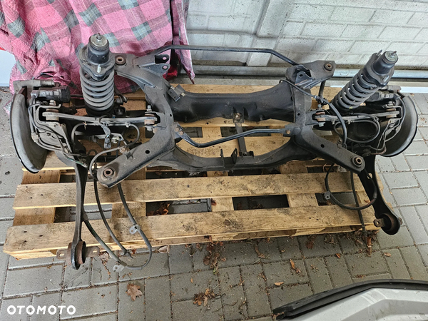 Mitsubishi Eclipse Cross 4WD Belka Zawieszenia Tył 17-21r