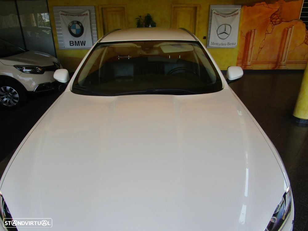 Jaguar XF Sportbrake 2.2 D R-Sport - 9