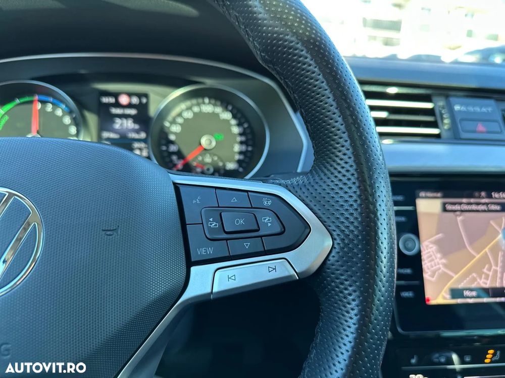 Volkswagen Passat 1.4 TSI Plug-In-Hybrid DSG GTE - 31