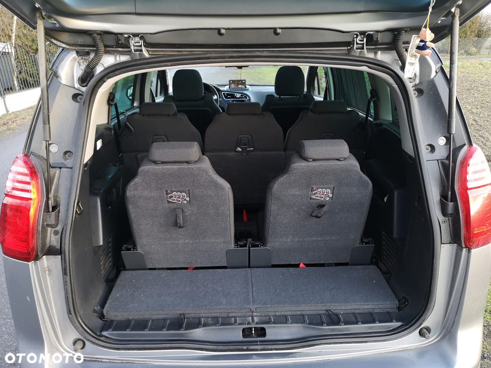 Peugeot 5008 - 7
