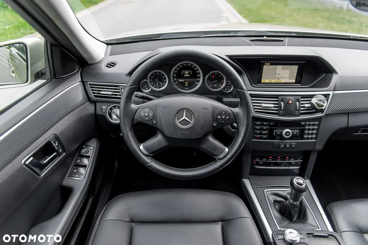 Mercedes-Benz Klasa E - 40