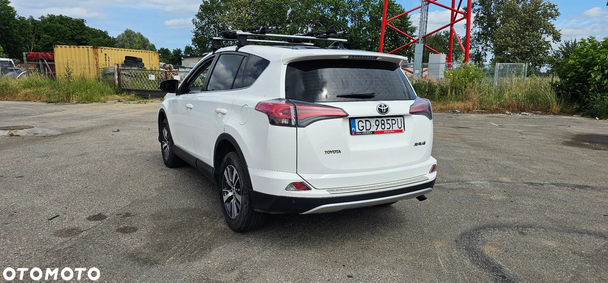 Toyota RAV4 - 6