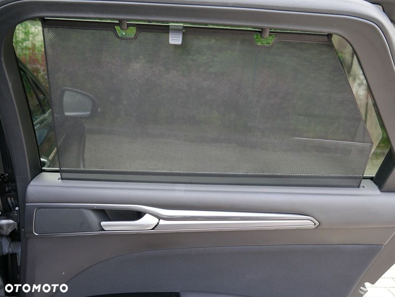 Ford Mondeo 2.0 Hybrid Titanium - 33