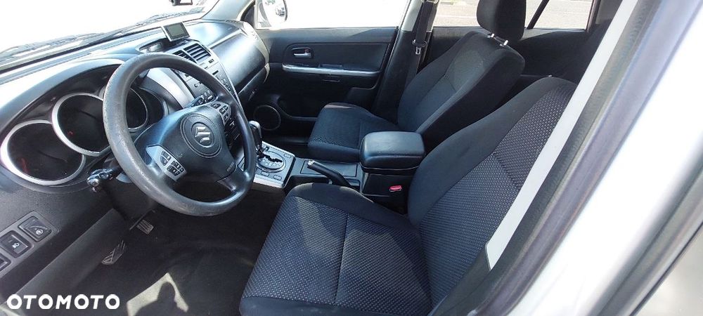 Suzuki Grand Vitara - 8