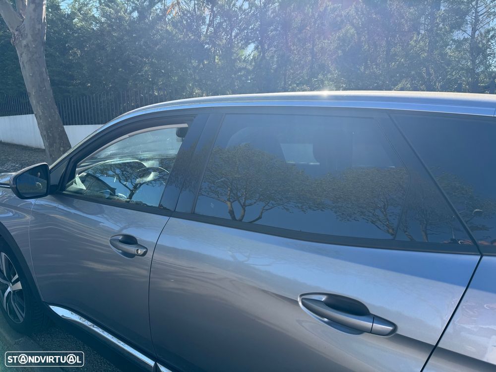 Peugeot 3008 PureTech 130 Stop & Start GPF EAT8 Allure - 9