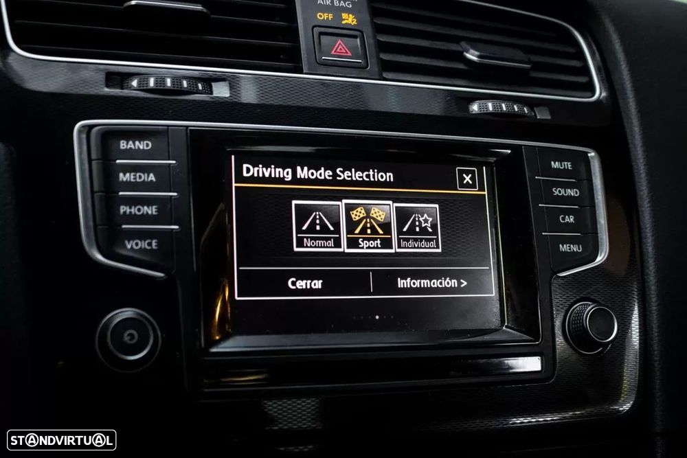 VW Golf 2.0 TSi GTi DSG - 45