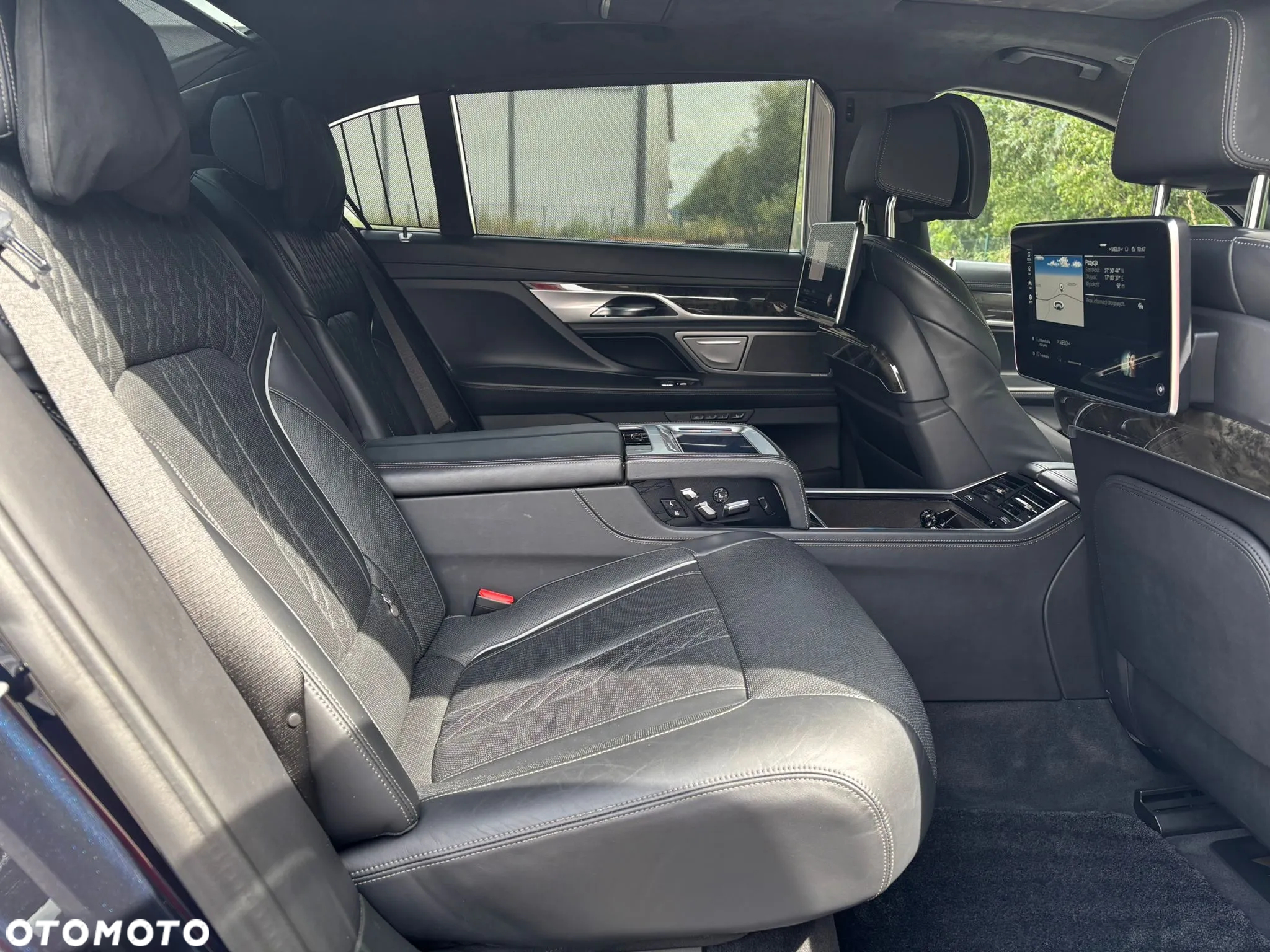 BMW Seria 7 - 22