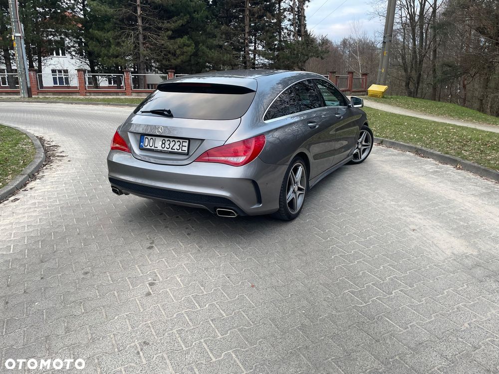 Mercedes-Benz CLA 200 7G-DCT AMG Line - 12
