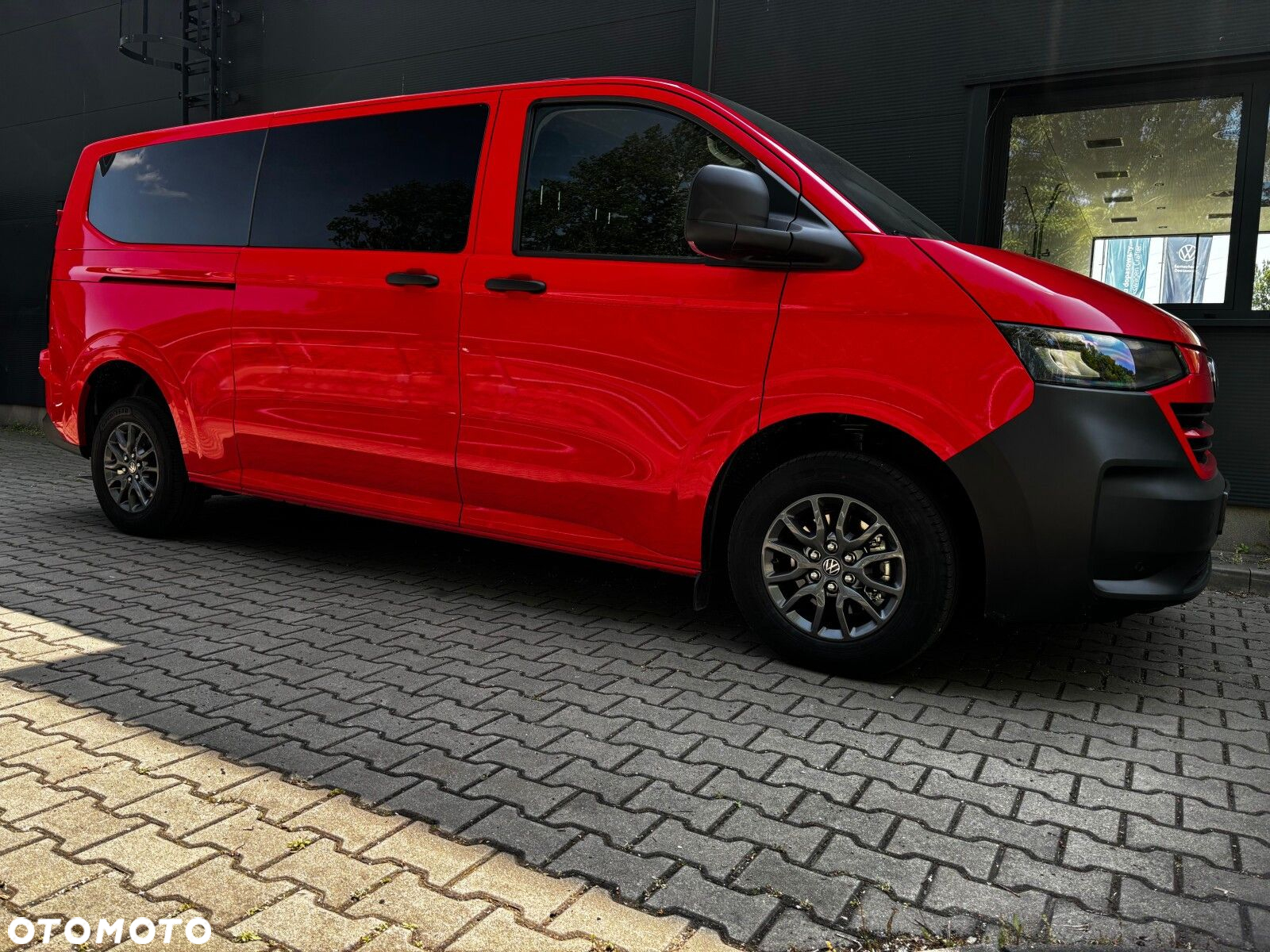 Volkswagen Nowa Caravelle 2.0 TDI 150 KM 6-manualna L2 - 5