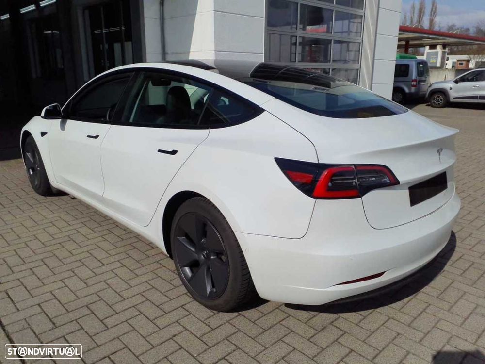 Tesla Model 3 Standard Range Plus RWD - 6