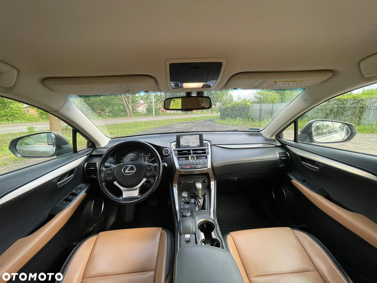 Lexus NX 300h Elite AWD - 3