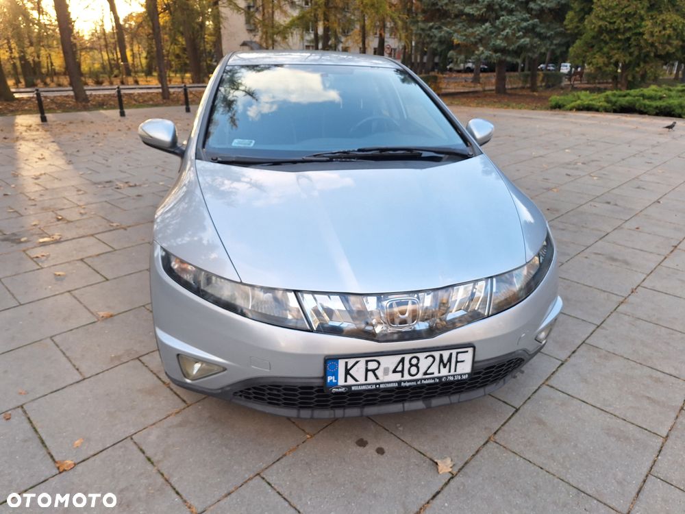 Honda Civic 1.8 Comfort - 14