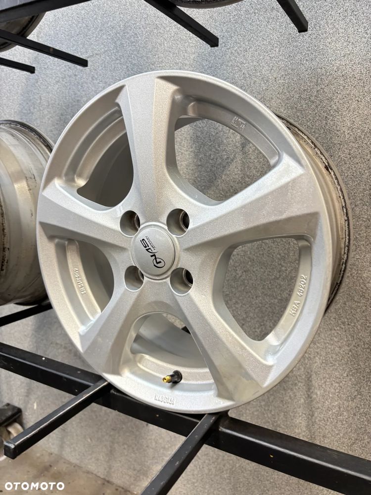 4 Felgi Volkswagen Up, Toyota Corolla, Yaris Suzuki Swift, Splash, Reanult Clio, Zoe, Opel Meriva, Astra, Tigra, Adam, Nissan, Micra, Note, Kia Rio, Picanto, Stonic, Hundai i20, Honda Jazz, City, Fiat Punto, Grande Punto 15" - 17