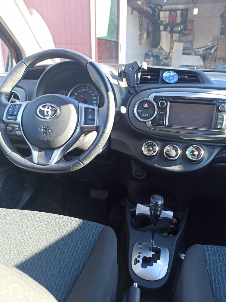Toyota Yaris - 5