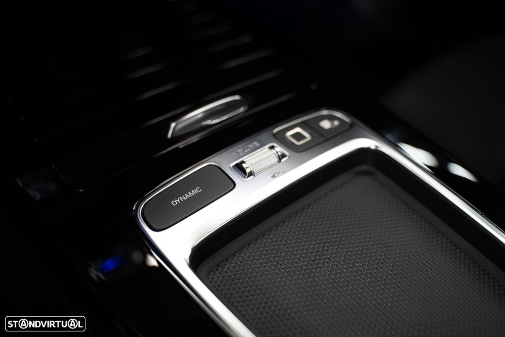 Mercedes-Benz A 250 e AMG Line - 45