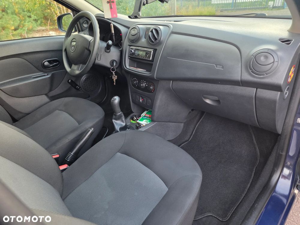 Dacia Logan 1.2 16V 75 Laureate - 31