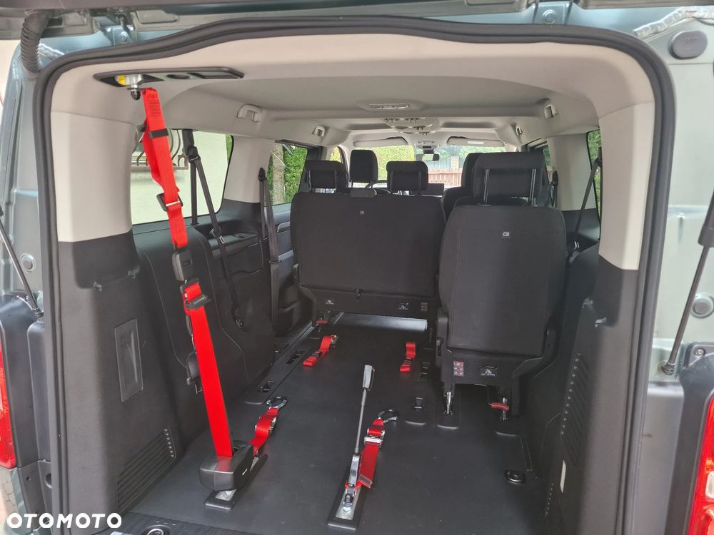 Peugeot Traveller 2.0 BlueHDi Long Business EAT8 - 19