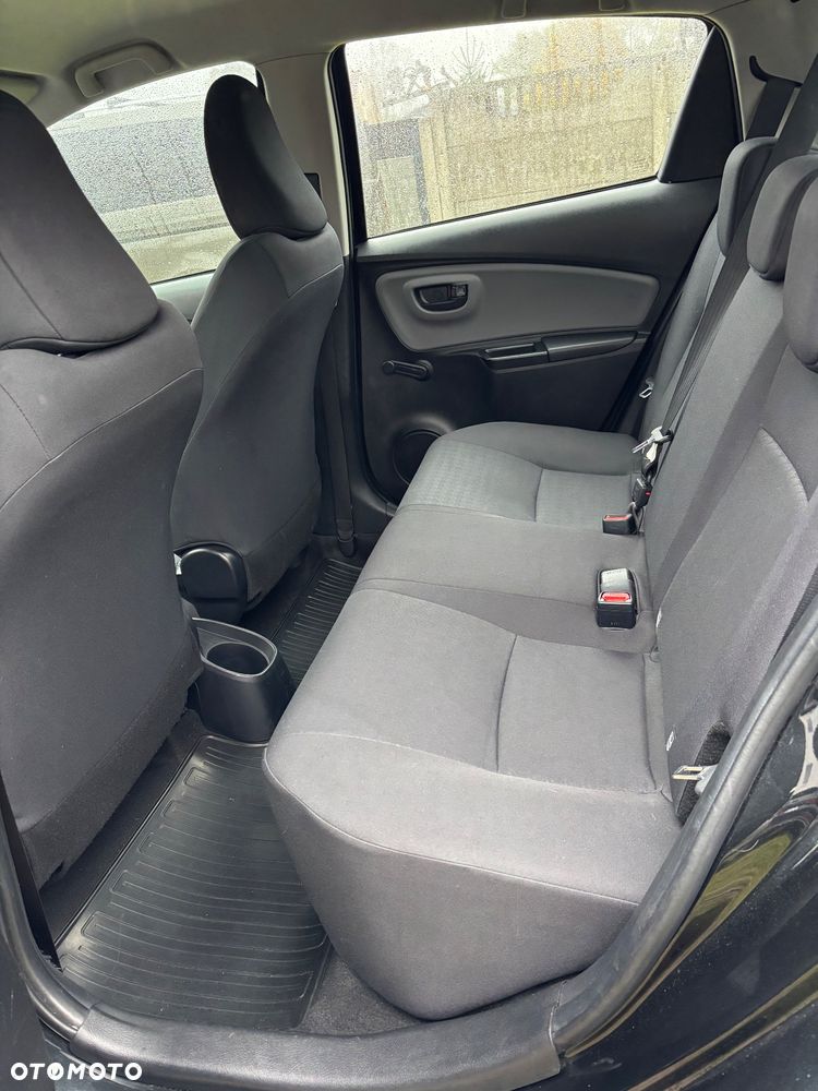 Toyota Yaris 1.0 Active - 10